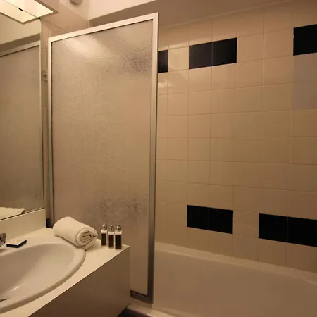 Résidence Reine Blanche - 4 Personnes Dans Belle Parfaitement Situee Mae-7674 * Val Thorens